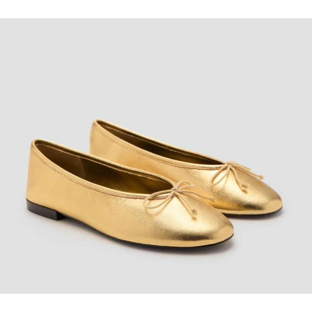 Mango Women’s Genuine Leather Gold Ballet Flats size 38/7.5 NWT